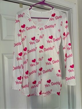 Yes, Daddy? White Long-Sleeve Pajama Romper with Pink Hearts Print